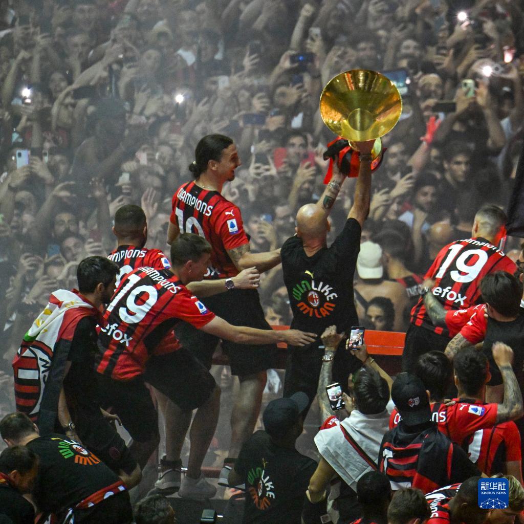 C罗专访预告：用一项七场夺冠的赛事定义历史最佳，这公平吗？